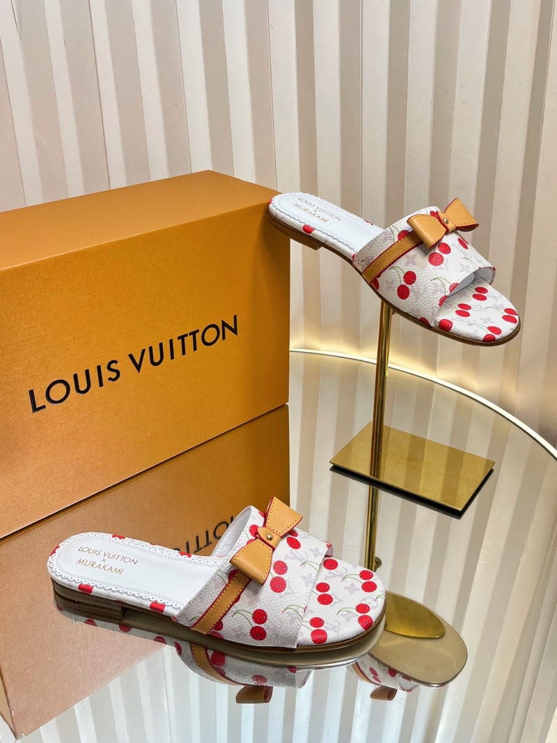 l0vis Vvtt0n slippers